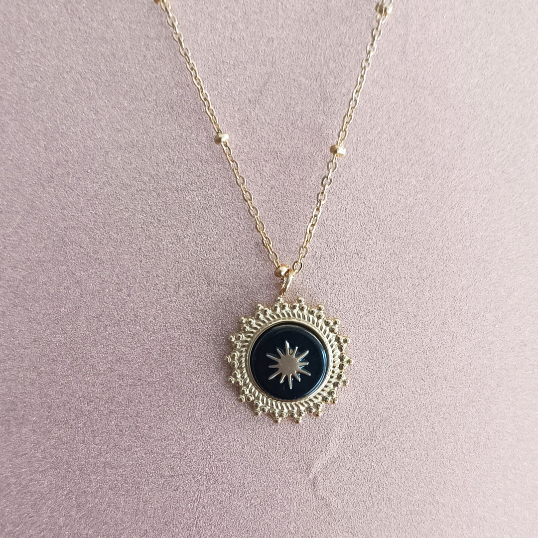 Collier Lago