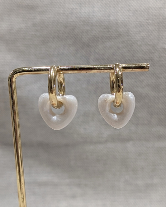 Boucles d'oreilles Nolan blanches